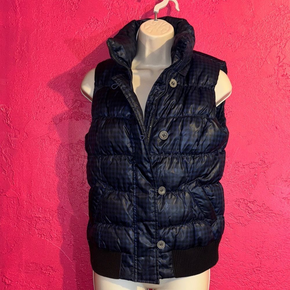 Esprit navy Blue and black down puffer vest. Sz 6.